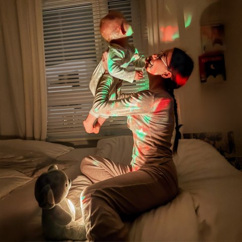 WOOPIE BABY Przytulanka Miś Polarny z Projektorem Uspokajacz 15 Melodii